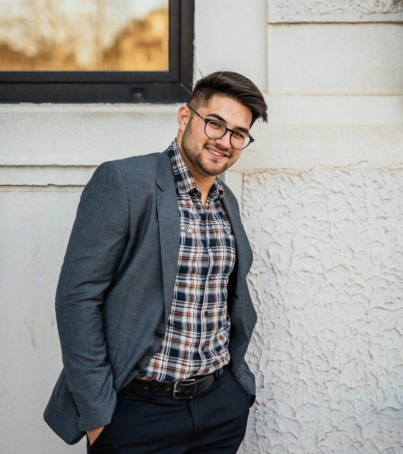 young man portrait wrqx8sx.jpg